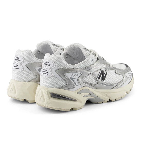 New Balance 725